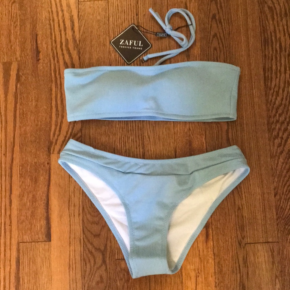 BRAND NEW blue bikini top and bottom